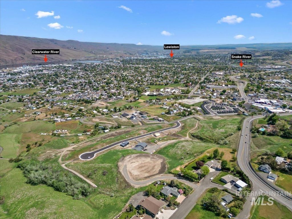 1653 Bennett Hill Drive, Clarkston, WA 99403
