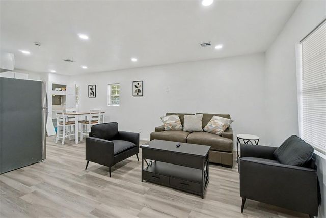 420 SE 22nd Street, Oklahoma City, OK 73115