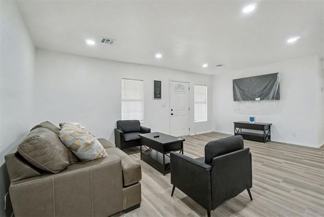 420 SE 22nd Street, Oklahoma City, OK 73115