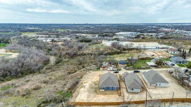 2110 22nd, Fort Worth, TX 76164