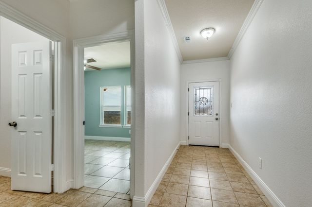 2110 22nd, Fort Worth, TX 76164