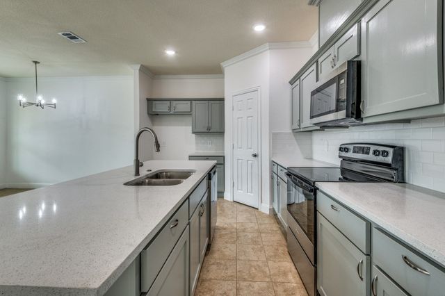 2110 22nd, Fort Worth, TX 76164