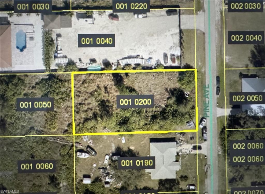 815 Pine AVE, LEHIGH ACRES, FL 33972 — exterior
