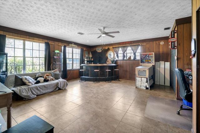 7422 S COUNTY ROAD 231, Lake Butler, FL 32054