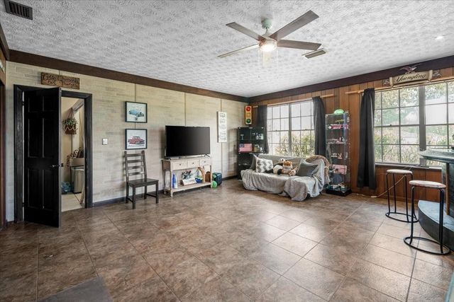 7422 S COUNTY ROAD 231, Lake Butler, FL 32054