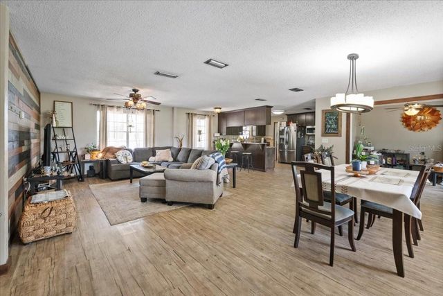 7422 S COUNTY ROAD 231, Lake Butler, FL 32054