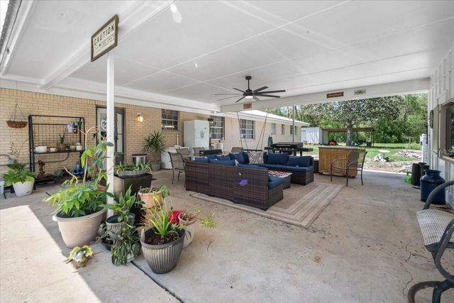 7422 S COUNTY ROAD 231, Lake Butler, FL 32054