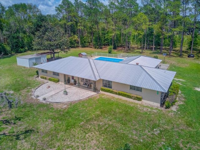 7422 S COUNTY ROAD 231, Lake Butler, FL 32054