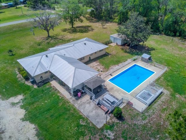 7422 S COUNTY ROAD 231, Lake Butler, FL 32054