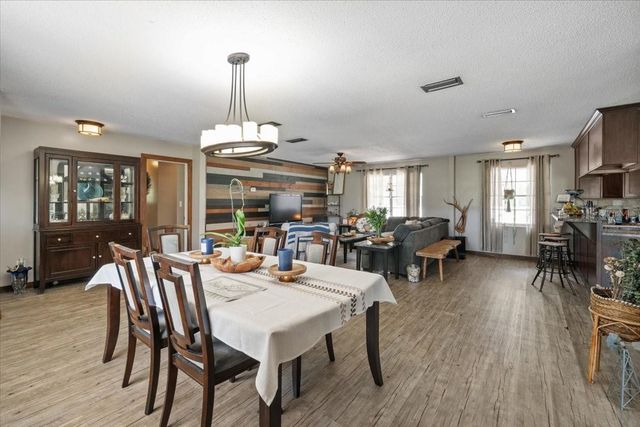 7422 S COUNTY ROAD 231, Lake Butler, FL 32054