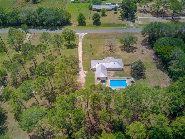7422 S COUNTY ROAD 231, Lake Butler, FL 32054