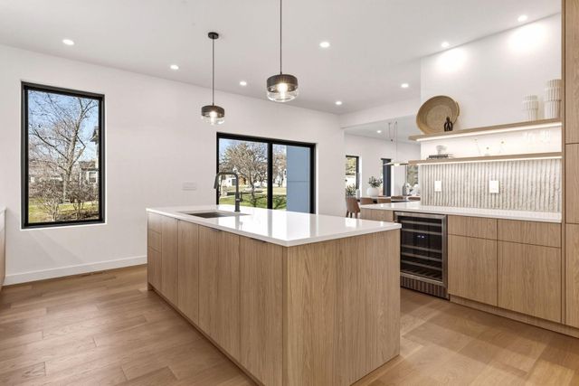 5900 Abbott Avenue S, Edina, MN 55410