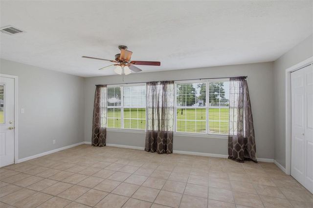205 Vickie Ln Lane, Lake Charles, LA 70611