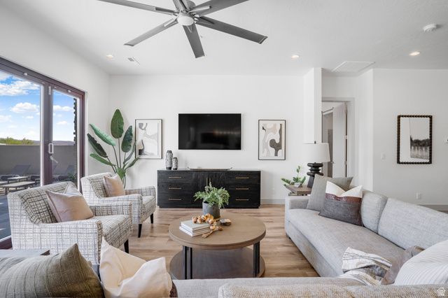 2272 N DOUBLE EAGLE LN, Washington, UT 84780