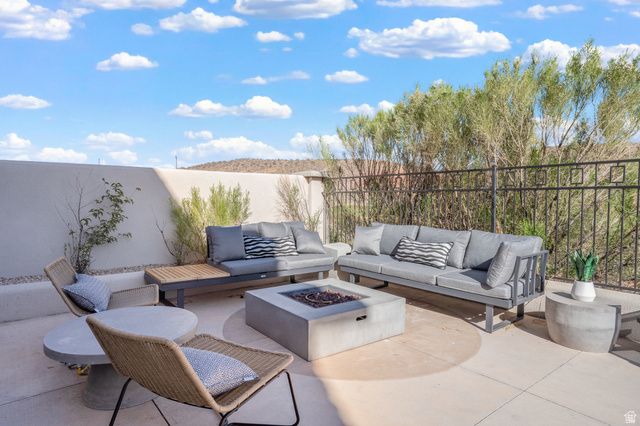 2272 N DOUBLE EAGLE LN, Washington, UT 84780