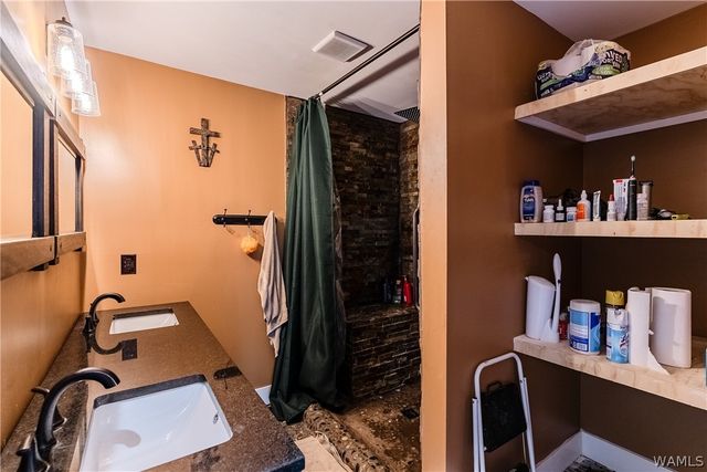 195 PIKE, Woodstock, AL 35188