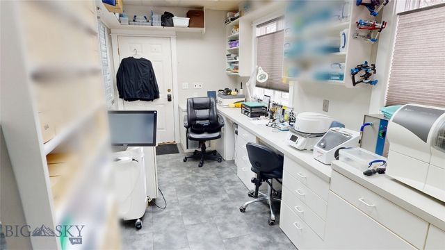 1700 W Koch 1, Bozeman, MT 59715