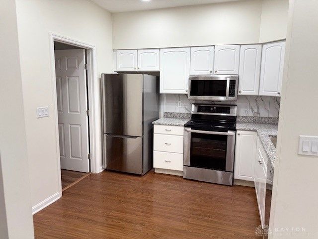 1144 Timbertrail Court, Dayton, OH 45458