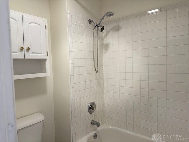 1144 Timbertrail Court, Dayton, OH 45458