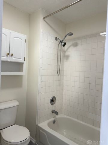 1144 Timbertrail Court, Dayton, OH 45458