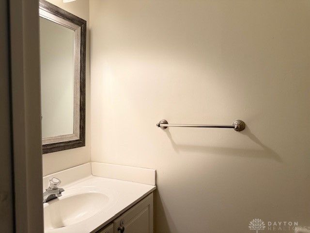 1144 Timbertrail Court, Dayton, OH 45458