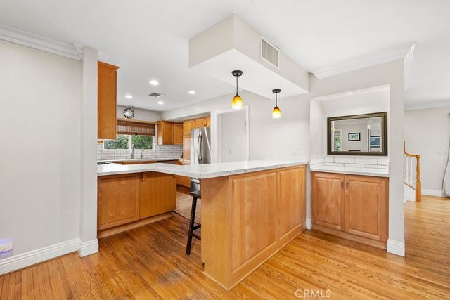 8433 California, Whittier, CA 90605