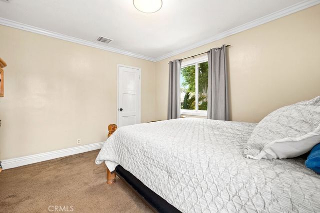 8433 California, Whittier, CA 90605