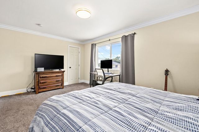 8433 California, Whittier, CA 90605