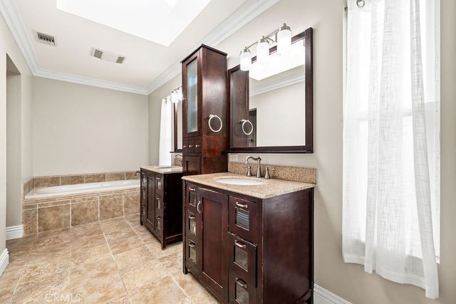 8433 California, Whittier, CA 90605