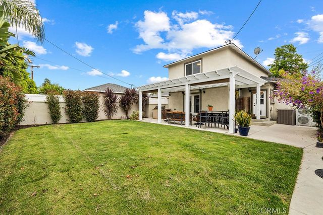 8433 California, Whittier, CA 90605