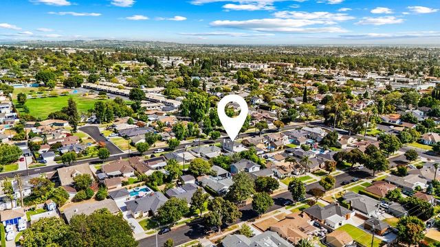 8433 California, Whittier, CA 90605