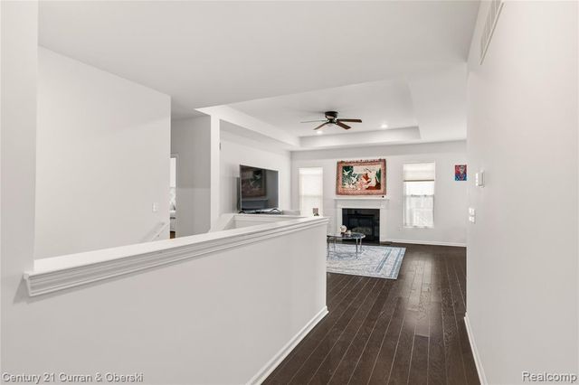 8270 Carston Lane, Brighton, MI 48116