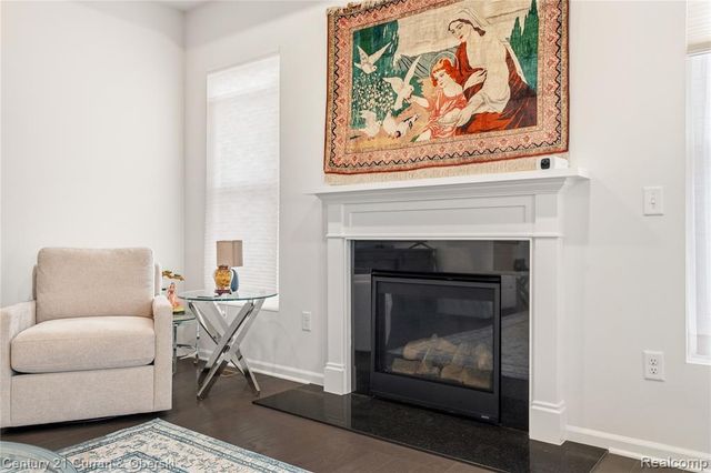 8270 Carston Lane, Brighton, MI 48116