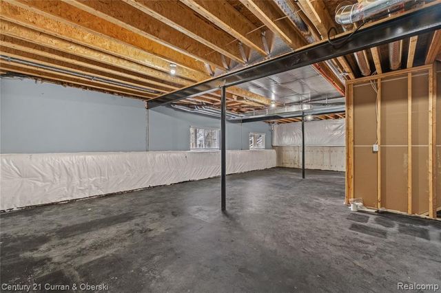 8270 Carston Lane, Brighton, MI 48116