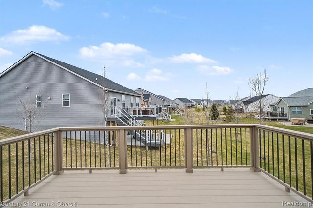 8270 Carston Lane, Brighton, MI 48116