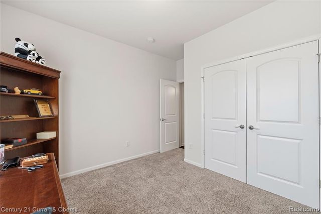 8270 Carston Lane, Brighton, MI 48116