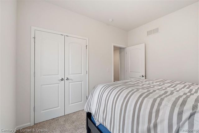 8270 Carston Lane, Brighton, MI 48116