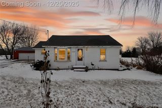 5369 S Mackinaw Road, Bay City, MI 48706