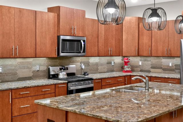 10327 SW 96TH LOOP, Ocala, FL 34481