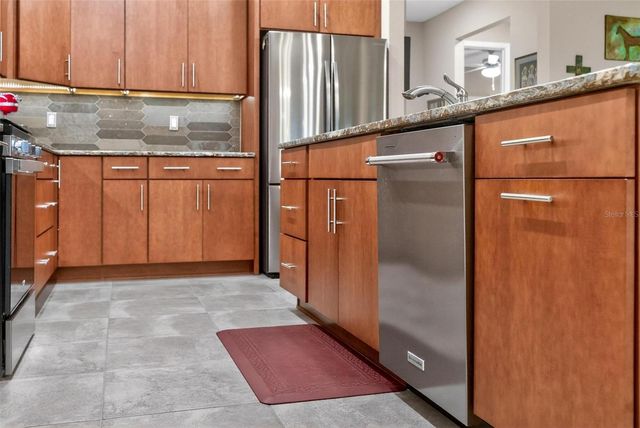 10327 SW 96TH LOOP, Ocala, FL 34481