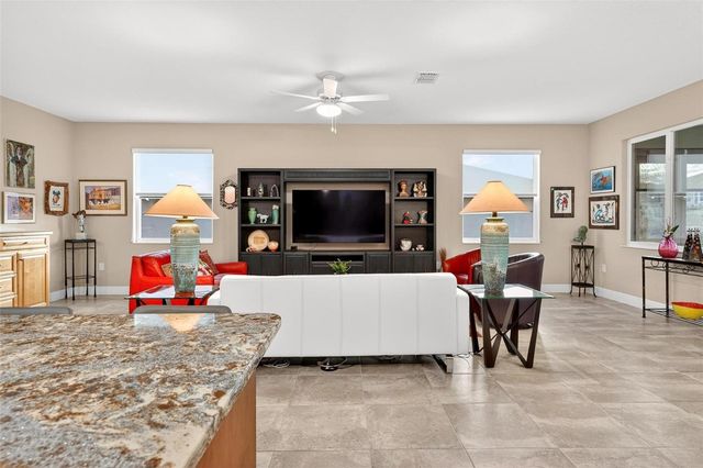 10327 SW 96TH LOOP, Ocala, FL 34481