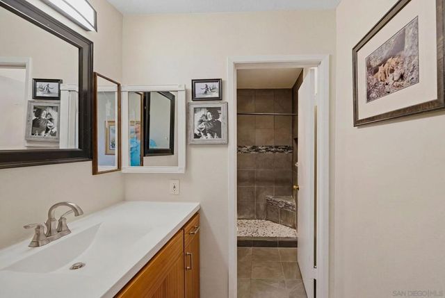 17453 Plaza Cerado 105, San Diego, CA 92128