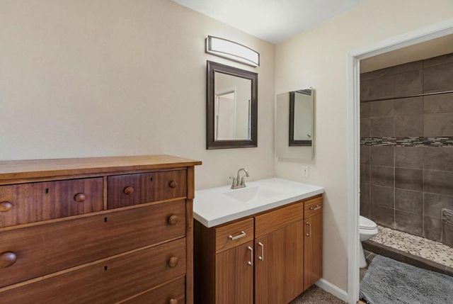 17453 Plaza Cerado 105, San Diego, CA 92128
