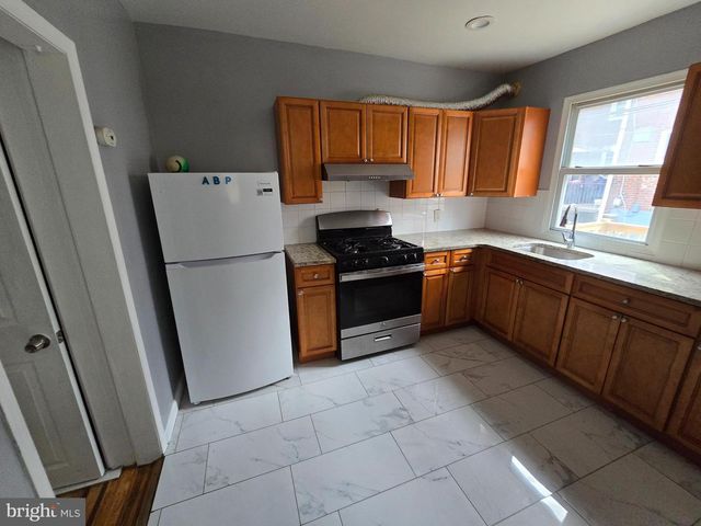 5962 ELSINORE ST, Philadelphia, PA 19120