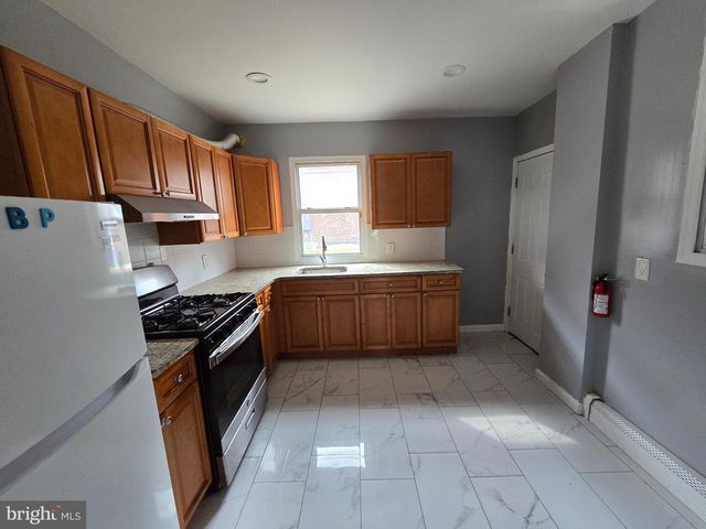 5962 ELSINORE ST, Philadelphia, PA 19120