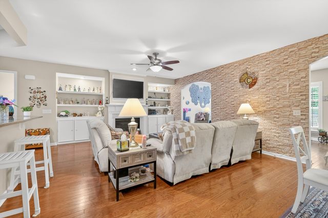 233 Citadel Dr, Mount Juliet, TN 37122