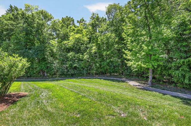 233 Citadel Dr, Mount Juliet, TN 37122