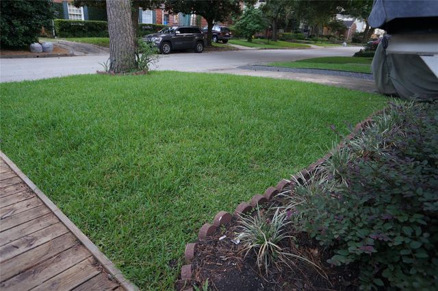 2404 Nottingham Street, Houston, TX 77005
