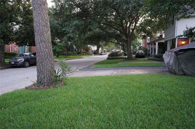 2404 Nottingham Street, Houston, TX 77005