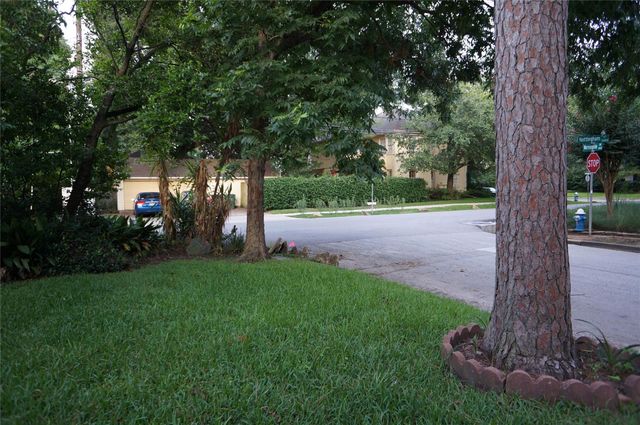 2404 Nottingham Street, Houston, TX 77005
